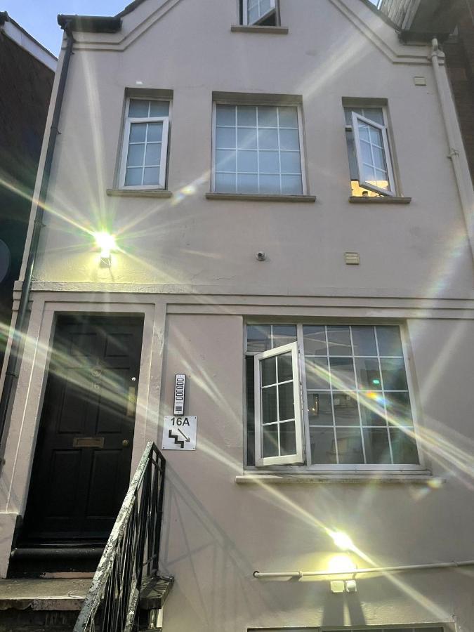 Luton Short Term Lets - Cardiff Road Apartment Екстериор снимка