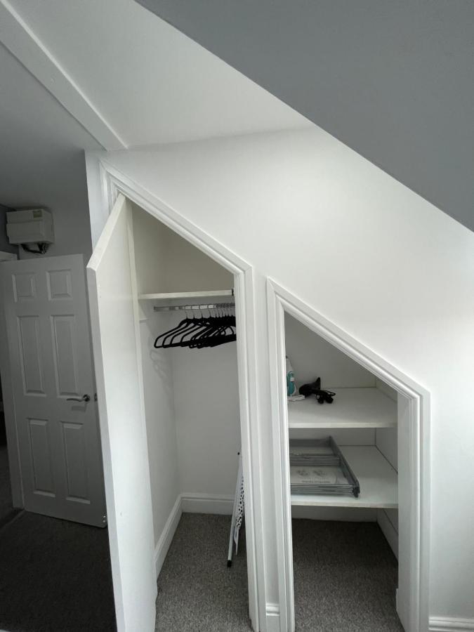 Luton Short Term Lets - Cardiff Road Apartment Екстериор снимка