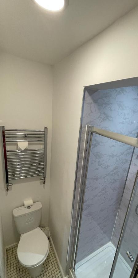 Luton Short Term Lets - Cardiff Road Apartment Екстериор снимка